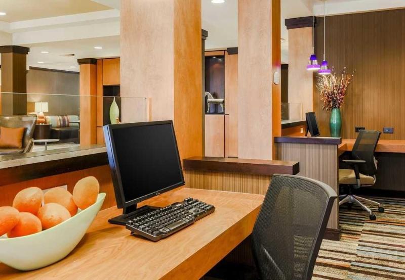 Fairfield By Marriott Hotel 3*