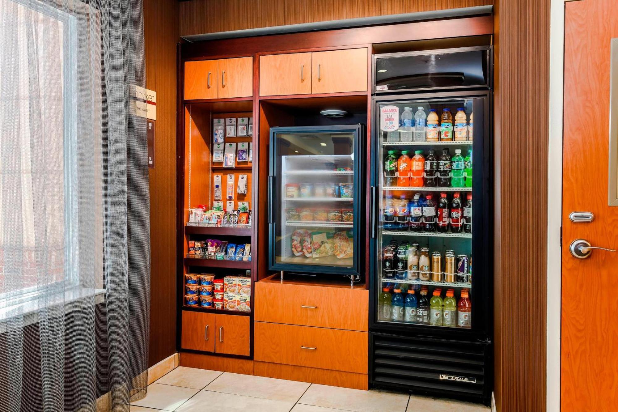 Fairfield By Marriott Hotel 3*