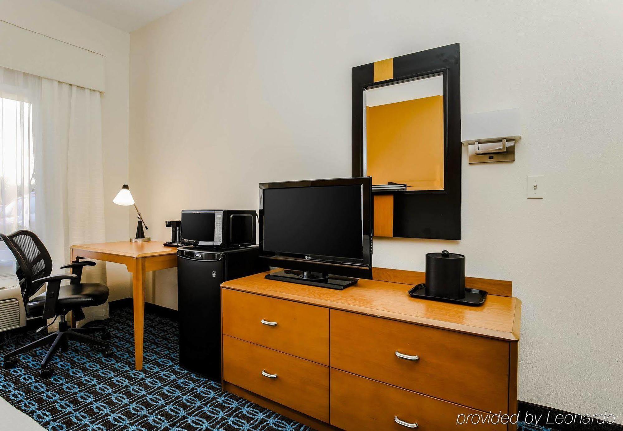 Hotel Fairfield By Marriott 3*